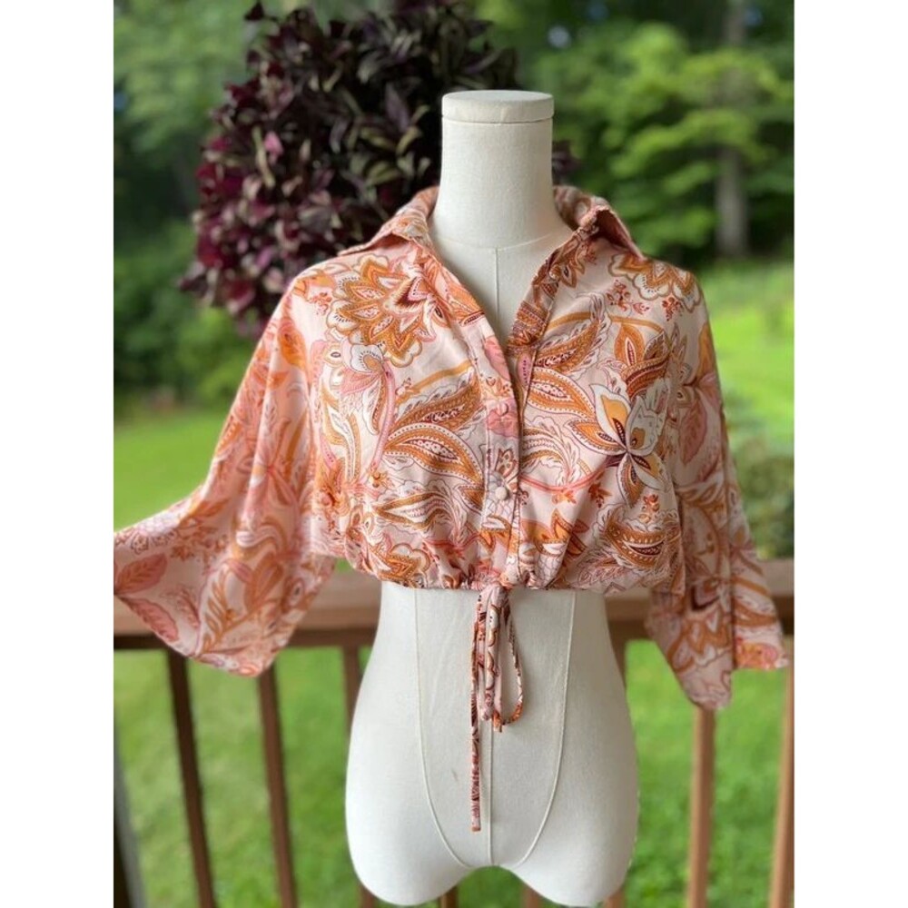 Storia Paisley Cropped Tie Front Blouse Size S